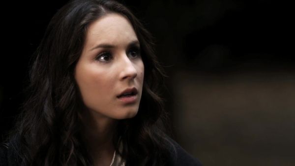 Pretty_Little_Liars_S02x14_720p_Bluray_Dual_PauloADM_1011.jpg