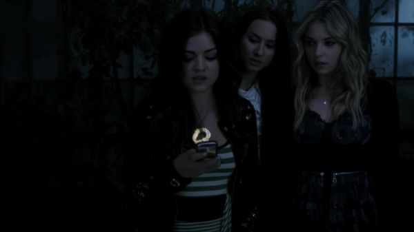 Pretty_Little_Liars_S02x14_720p_Bluray_Dual_PauloADM_1090.jpg
