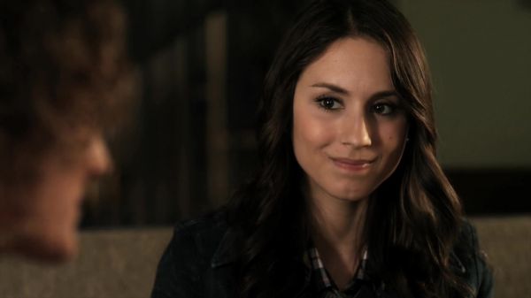Pretty_Little_Liars_S02x16_720p_Bluray_Dual_PauloADM_1406.jpg
