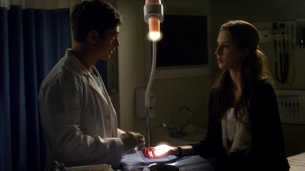 Pretty_Little_Liars_S02x23_720p_Bluray_Dual_PauloADM_2318.jpg