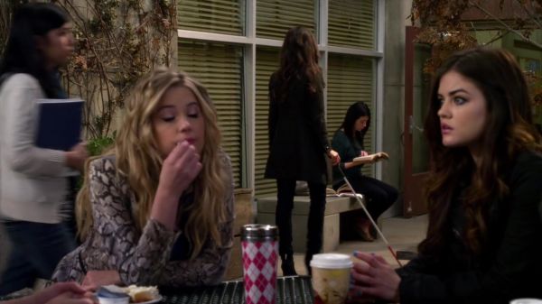 Pretty_Little_Liars_S02x24_720p_Bluray_Dual_PauloADM_0750.jpg