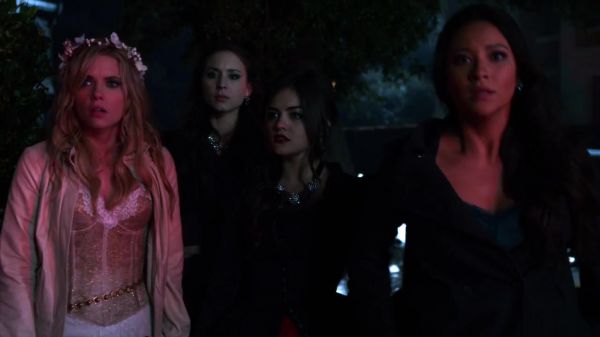 Pretty_Little_Liars_S02x25_720p_Bluray_Dual_PauloADM_2517.jpg