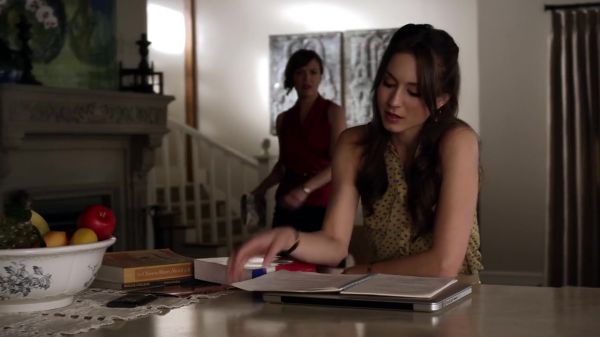 Pretty_Little_Liars_S03E01_BluRay_Rip_720p_Dual_Audio_WWW_TORRENTDOSFILMES_COM_1540.jpg
