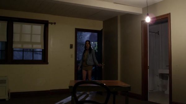 Pretty_Little_Liars_S03E01_BluRay_Rip_720p_Dual_Audio_WWW_TORRENTDOSFILMES_COM_1819.jpg