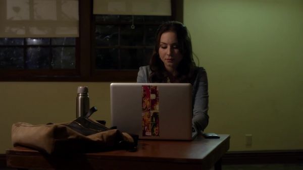 Pretty_Little_Liars_S03E01_BluRay_Rip_720p_Dual_Audio_WWW_TORRENTDOSFILMES_COM_1995.jpg