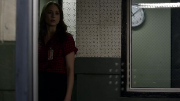 Pretty_Little_Liars_S03E01_BluRay_Rip_720p_Dual_Audio_WWW_TORRENTDOSFILMES_COM_2252.jpg