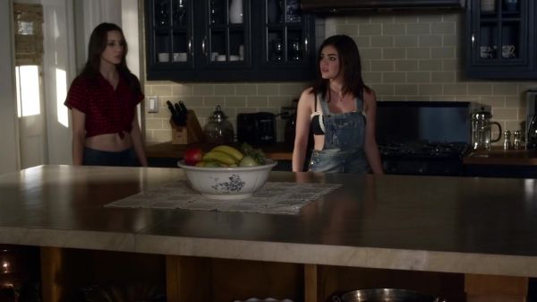 Pretty_Little_Liars_S03E01_BluRay_Rip_720p_Dual_Audio_WWW_TORRENTDOSFILMES_COM_2298.jpg