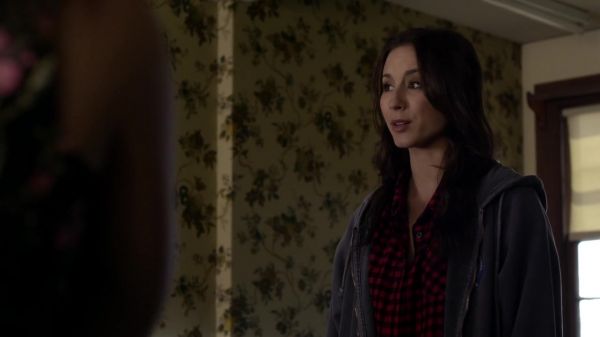 Pretty_Little_Liars_S03E01_BluRay_Rip_720p_Dual_Audio_WWW_TORRENTDOSFILMES_COM_2509.jpg