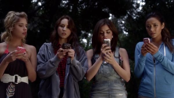 Pretty_Little_Liars_S03E01_BluRay_Rip_720p_Dual_Audio_WWW_TORRENTDOSFILMES_COM_2593.jpg
