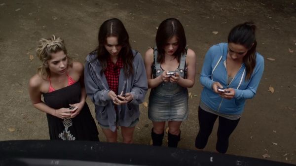 Pretty_Little_Liars_S03E01_BluRay_Rip_720p_Dual_Audio_WWW_TORRENTDOSFILMES_COM_2594.jpg