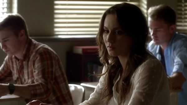 Pretty_Little_Liars_S03E02_BluRay_Rip_720p_Dual_Audio_WWW_TORRENTDOSFILMES_COM_0060.jpg