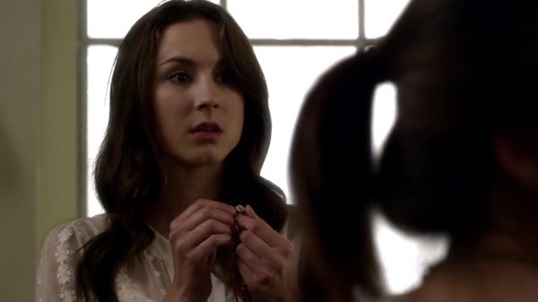 Pretty_Little_Liars_S03E02_BluRay_Rip_720p_Dual_Audio_WWW_TORRENTDOSFILMES_COM_0138.jpg