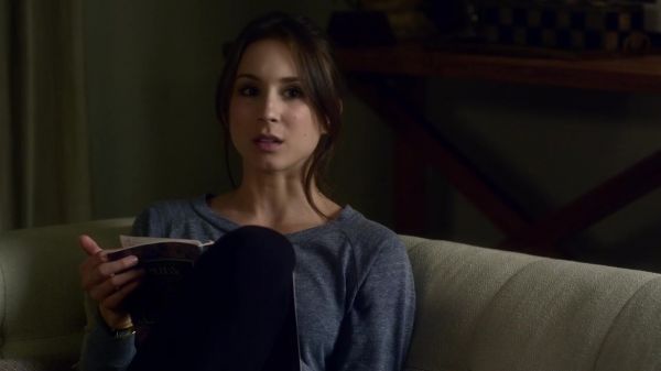Pretty_Little_Liars_S03E02_BluRay_Rip_720p_Dual_Audio_WWW_TORRENTDOSFILMES_COM_0879.jpg