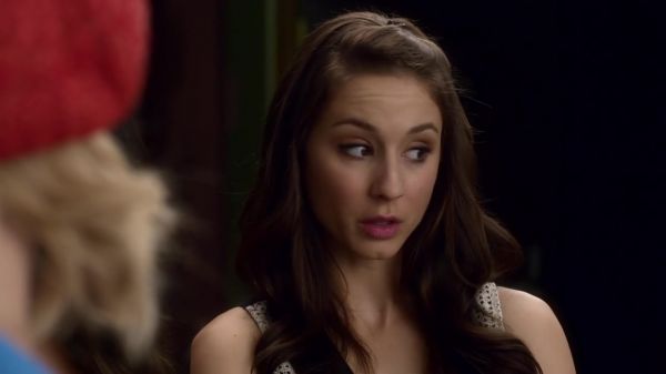 Pretty_Little_Liars_S03E03_BluRay_Rip_720p_Dual_Audio_WWW_TORRENTDOSFILMES_COM_0070.jpg