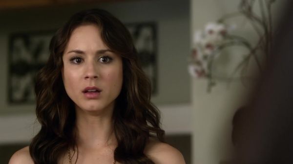 Pretty_Little_Liars_S03E03_BluRay_Rip_720p_Dual_Audio_WWW_TORRENTDOSFILMES_COM_0672.jpg
