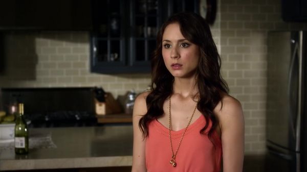 Pretty_Little_Liars_S03E03_BluRay_Rip_720p_Dual_Audio_WWW_TORRENTDOSFILMES_COM_0805.jpg