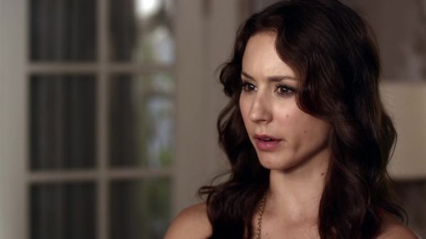 Pretty_Little_Liars_S03E03_BluRay_Rip_720p_Dual_Audio_WWW_TORRENTDOSFILMES_COM_1090.jpg