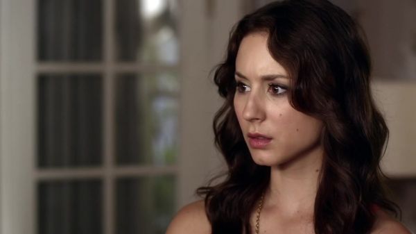 Pretty_Little_Liars_S03E03_BluRay_Rip_720p_Dual_Audio_WWW_TORRENTDOSFILMES_COM_1105.jpg