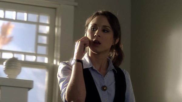Pretty_Little_Liars_S03E03_BluRay_Rip_720p_Dual_Audio_WWW_TORRENTDOSFILMES_COM_1686.jpg