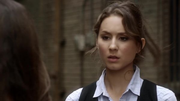 Pretty_Little_Liars_S03E03_BluRay_Rip_720p_Dual_Audio_WWW_TORRENTDOSFILMES_COM_2307.jpg