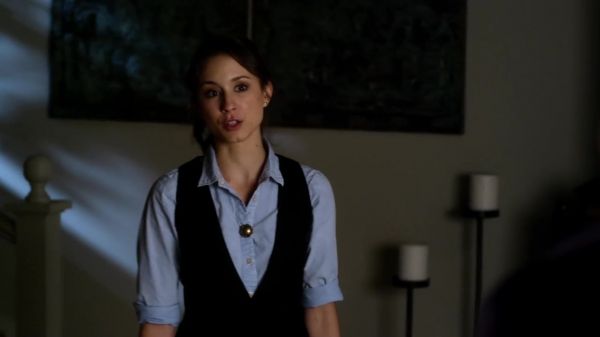Pretty_Little_Liars_S03E03_BluRay_Rip_720p_Dual_Audio_WWW_TORRENTDOSFILMES_COM_2409.jpg