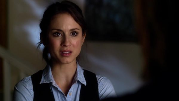 Pretty_Little_Liars_S03E03_BluRay_Rip_720p_Dual_Audio_WWW_TORRENTDOSFILMES_COM_2454.jpg