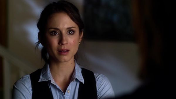 Pretty_Little_Liars_S03E03_BluRay_Rip_720p_Dual_Audio_WWW_TORRENTDOSFILMES_COM_2456.jpg
