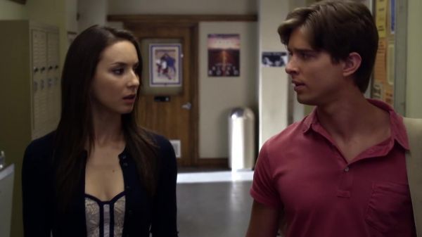 Pretty_Little_Liars_S03E04_BluRay_Rip_720p_Dual_Audio_WWW_TORRENTDOSFILMES_COM_0744.jpg