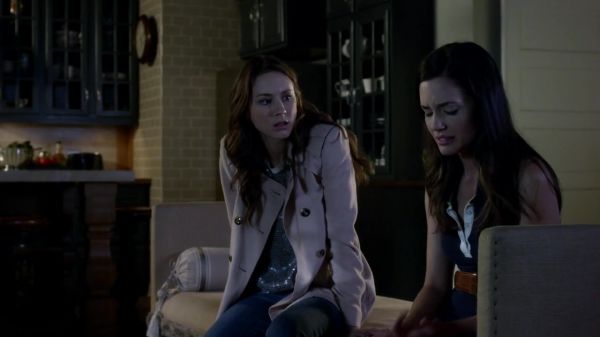 Pretty_Little_Liars_S03E04_BluRay_Rip_720p_Dual_Audio_WWW_TORRENTDOSFILMES_COM_1757.jpg