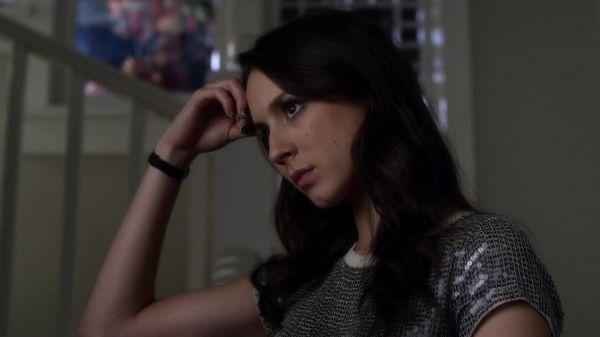 Pretty_Little_Liars_S03E04_BluRay_Rip_720p_Dual_Audio_WWW_TORRENTDOSFILMES_COM_1957.jpg