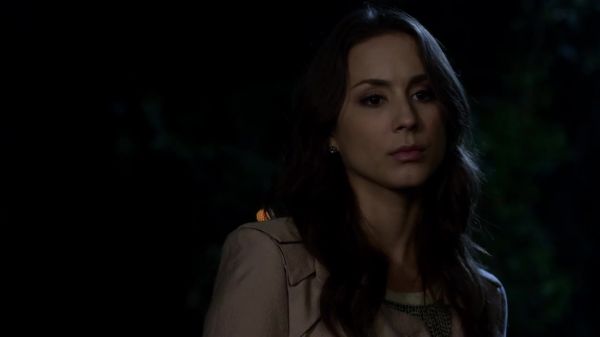 Pretty_Little_Liars_S03E04_BluRay_Rip_720p_Dual_Audio_WWW_TORRENTDOSFILMES_COM_2514.jpg
