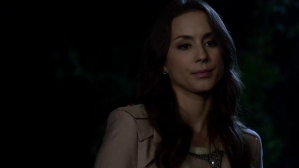 Pretty_Little_Liars_S03E04_BluRay_Rip_720p_Dual_Audio_WWW_TORRENTDOSFILMES_COM_2515.jpg