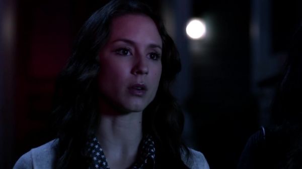 Pretty_Little_Liars_S03E05_BluRay_Rip_720p_Dual_Audio_WWW_TORRENTDOSFILMES_COM_0124.jpg