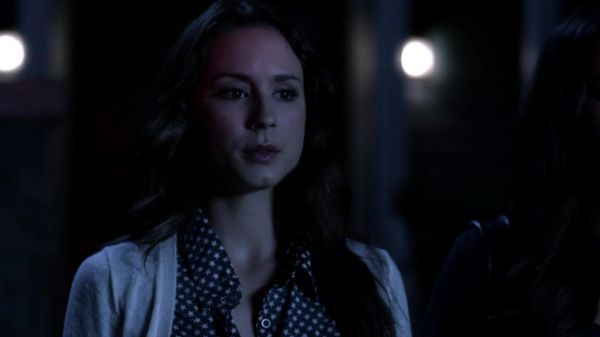 Pretty_Little_Liars_S03E05_BluRay_Rip_720p_Dual_Audio_WWW_TORRENTDOSFILMES_COM_0135.jpg