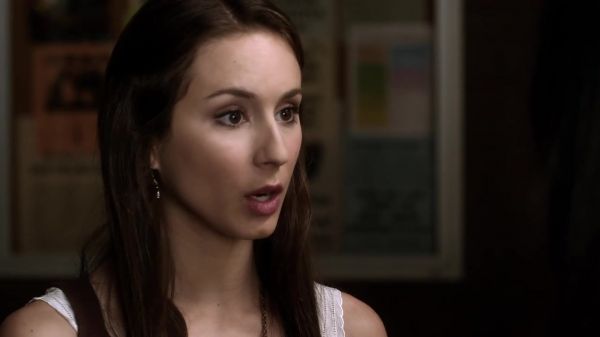 Pretty_Little_Liars_S03E05_BluRay_Rip_720p_Dual_Audio_WWW_TORRENTDOSFILMES_COM_0479.jpg