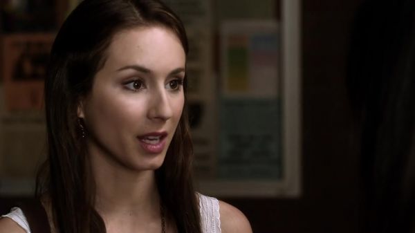 Pretty_Little_Liars_S03E05_BluRay_Rip_720p_Dual_Audio_WWW_TORRENTDOSFILMES_COM_0481.jpg