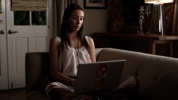 Pretty_Little_Liars_S03E05_BluRay_Rip_720p_Dual_Audio_WWW_TORRENTDOSFILMES_COM_0730.jpg