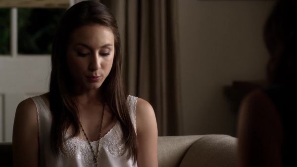 Pretty_Little_Liars_S03E05_BluRay_Rip_720p_Dual_Audio_WWW_TORRENTDOSFILMES_COM_0774.jpg