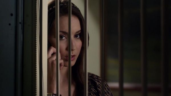 Pretty_Little_Liars_S03E05_BluRay_Rip_720p_Dual_Audio_WWW_TORRENTDOSFILMES_COM_1299.jpg