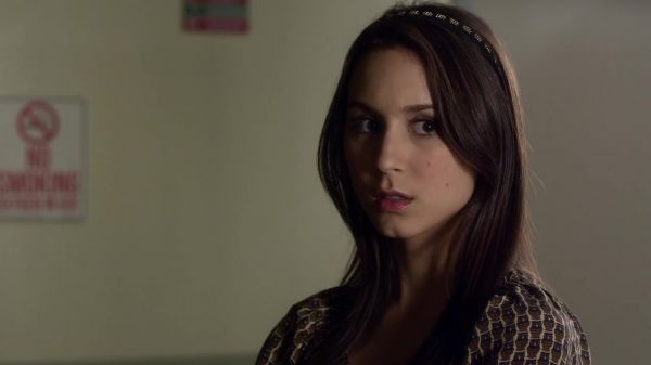Pretty_Little_Liars_S03E05_BluRay_Rip_720p_Dual_Audio_WWW_TORRENTDOSFILMES_COM_1368.jpg