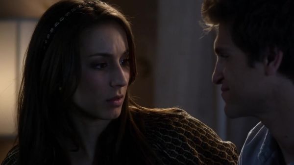 Pretty_Little_Liars_S03E05_BluRay_Rip_720p_Dual_Audio_WWW_TORRENTDOSFILMES_COM_1762.jpg