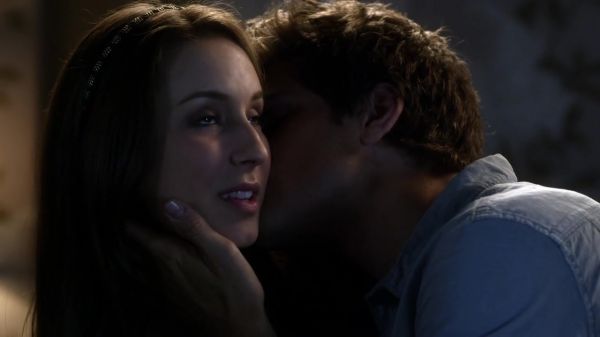 Pretty_Little_Liars_S03E05_BluRay_Rip_720p_Dual_Audio_WWW_TORRENTDOSFILMES_COM_1783.jpg