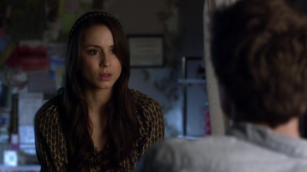Pretty_Little_Liars_S03E05_BluRay_Rip_720p_Dual_Audio_WWW_TORRENTDOSFILMES_COM_1831.jpg
