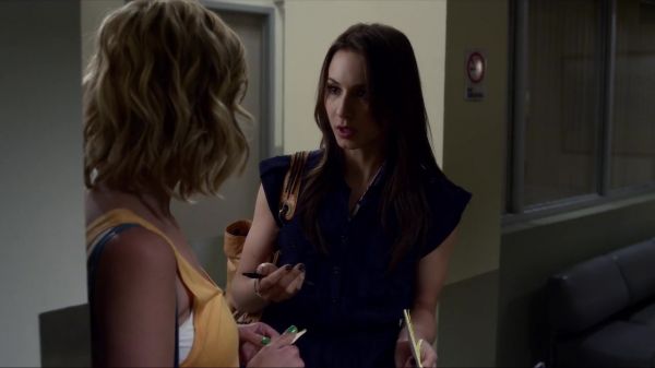 Pretty_Little_Liars_S03E06_BluRay_Rip_720p_Dual_Audio_WWW_TORRENTDOSFILMES_COM_0130.jpg