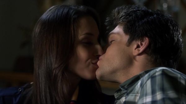 Pretty_Little_Liars_S03E06_BluRay_Rip_720p_Dual_Audio_WWW_TORRENTDOSFILMES_COM_0407.jpg
