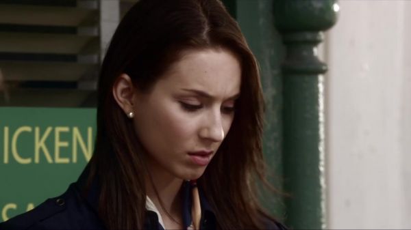 Pretty_Little_Liars_S03E06_BluRay_Rip_720p_Dual_Audio_WWW_TORRENTDOSFILMES_COM_0748.jpg