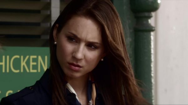 Pretty_Little_Liars_S03E06_BluRay_Rip_720p_Dual_Audio_WWW_TORRENTDOSFILMES_COM_0752.jpg