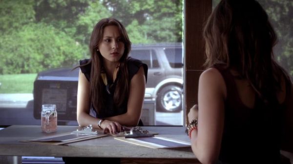 Pretty_Little_Liars_S03E06_BluRay_Rip_720p_Dual_Audio_WWW_TORRENTDOSFILMES_COM_0904.jpg