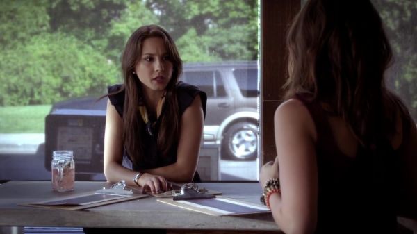 Pretty_Little_Liars_S03E06_BluRay_Rip_720p_Dual_Audio_WWW_TORRENTDOSFILMES_COM_0905.jpg