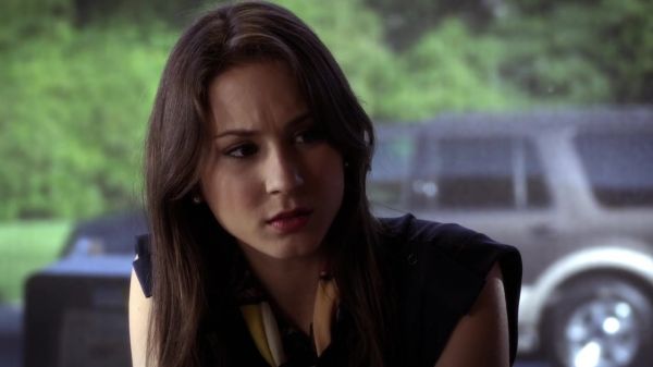 Pretty_Little_Liars_S03E06_BluRay_Rip_720p_Dual_Audio_WWW_TORRENTDOSFILMES_COM_0940.jpg